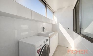 LUIS THAYER OJEDA - CARLOS ANTÚNEZ / METRO TOBALABA