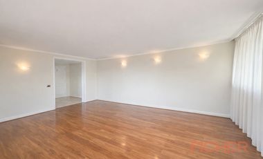 LUIS THAYER OJEDA - CARLOS ANTÚNEZ / METRO TOBALABA