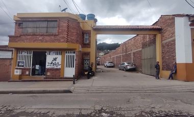 CASA LOTE EN VENTA – GRAN POTENCIAL DE DESARROLLO EN ZIPAQUIRÁ