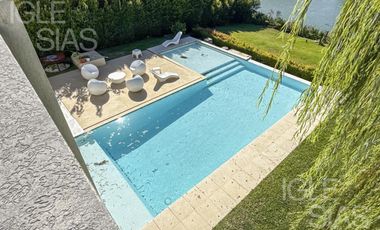 Casa en venta y alquiler al lago, El Golf, Nordelta