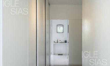 Casa en venta y alquiler al lago, El Golf, Nordelta
