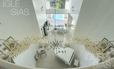 Casa en venta y alquiler al lago, El Golf, Nordelta