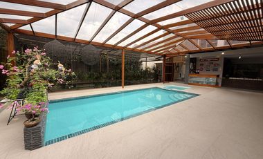 En Venta Casa de Lujo Sector Las Orquídeas