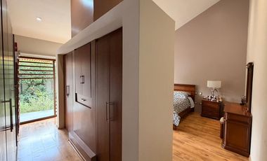 En Venta Casa de Lujo Sector Las Orquídeas