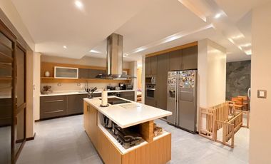 En Venta Casa de Lujo Sector Las Orquídeas