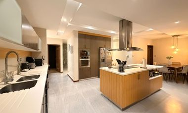 En Venta Casa de Lujo Sector Las Orquídeas