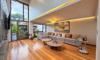 En Venta Casa de Lujo Sector Las Orquídeas