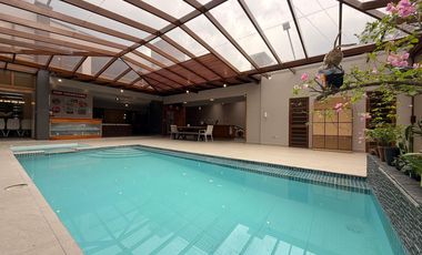 En Venta Casa de Lujo Sector Las Orquídeas