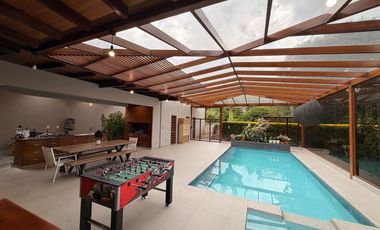 En Venta Casa de Lujo Sector Las Orquídeas