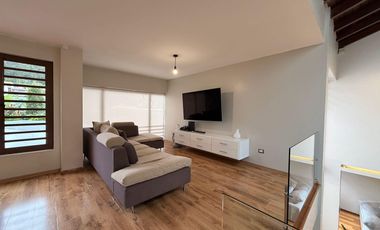 En Venta Casa de Lujo Sector Las Orquídeas