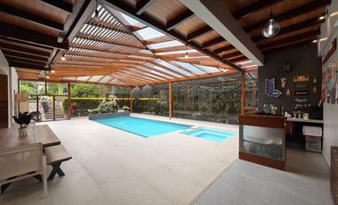 En Venta Casa de Lujo Sector Las Orquídeas