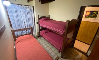 Casa / Chalet Av. 40 entre 25 y 27 - Miramar