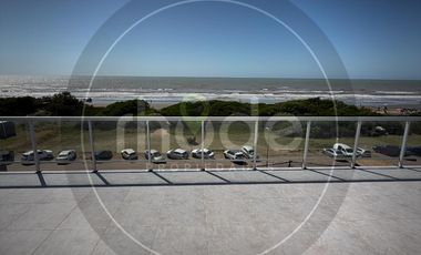 Av. Costanera entre Av. 1 y Av. 2 23 - Departamento frente al mar en Costa del Este