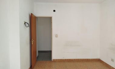 Alquiler de Departamento 2 Ambientes en Ramos Mejia Muy buen estado