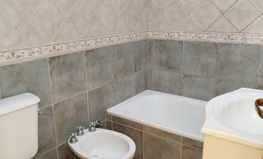 Alquiler de Departamento 2 Ambientes en Ramos Mejia Muy buen estado