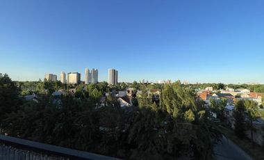 MUY LINDO Y AMPLIO DEPARTAMENTO DE 2 AMBIENTES EN TIGRE. COCHERA Y SEGURIDAD 24 HS.