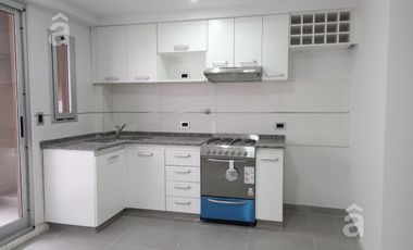 Departamento en alquiler en  Villa Ballester-2 ambientes con Cochera Descubierta