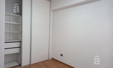Departamento en alquiler en  Villa Ballester-2 ambientes con Cochera Descubierta