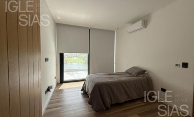 Casa en alquiler temporario, al lago, en San Rafael, Villanueva