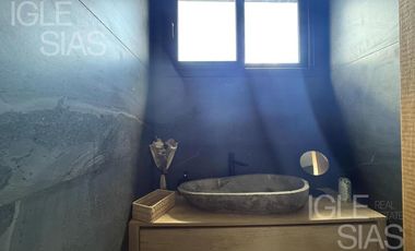 Casa en alquiler temporario, al lago, en San Rafael, Villanueva