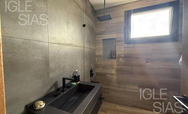 Casa en alquiler temporario, al lago, en San Rafael, Villanueva