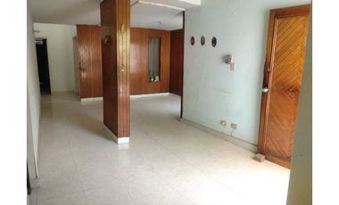 Casa Multifamiliar en Riascos a una cuadra del libertador 005K