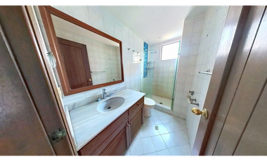 Edificio Pontevedra - Apartamento en Venta en Santa Teresita, Cali