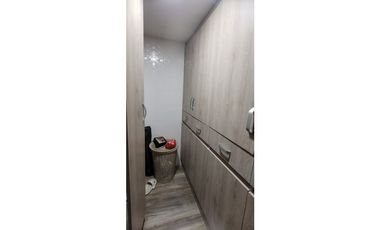 GIA 353. Apartamento en venta, Normandía del Parque, Funza