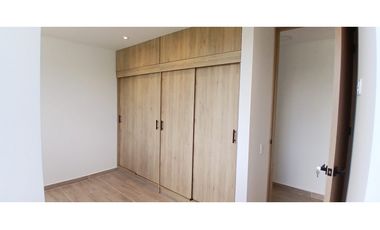 Se arrienda apartamento ubicado en el municipio de La Ceja Antioquia.