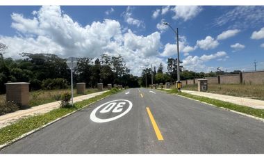Lote para la venta en unidad abierta en San Antonio de Pereira