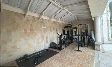 SE VENDE APARTAMENTO EN CABECERA – 122 m²