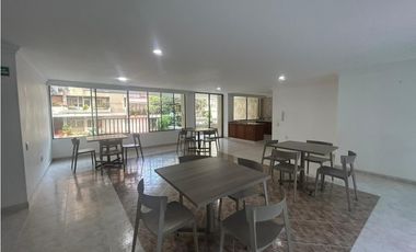 SE VENDE APARTAMENTO EN CABECERA – 122 m²
