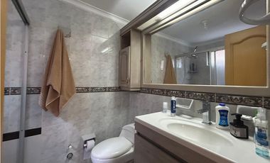 SE VENDE APARTAMENTO EN CABECERA – 122 m²