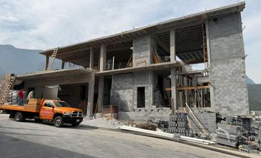 Casa en. Venta en Club de Golf La Herradura, Monterrey NL