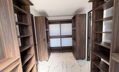 CASA EQUIPADA EN VENTA EN PRIVADA CHOLUL.