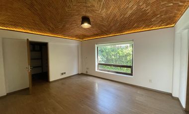 Casa en renta en Club de Golf los Encinos