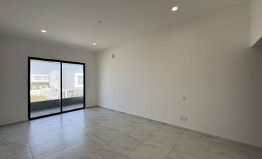 CASA EN ESQUINA EN VENTA PUNTA TIBURÓN