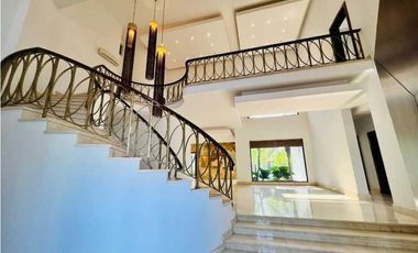 CASA EN COSTA DEL ESTE CON PISCINA 5 REC 1042MT2 MLD