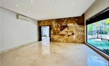 CASA EN COSTA DEL ESTE CON PISCINA 5 REC 1042MT2 MLD