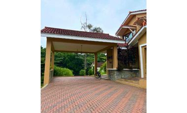 Venta de Casa Clayton