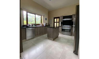 Venta de Casa Clayton