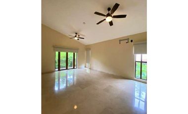 Venta de Casa Clayton