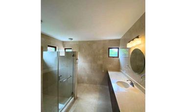 Venta de Casa Clayton