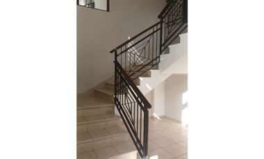 HERMOSA CASA - PH PARQUE RESIDENCIAL CAMINO DE CRUCES