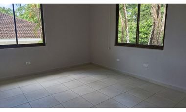 HERMOSA CASA - PH PARQUE RESIDENCIAL CAMINO DE CRUCES