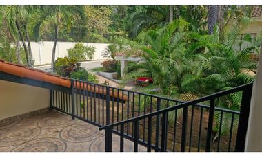 HERMOSA CASA - PH PARQUE RESIDENCIAL CAMINO DE CRUCES