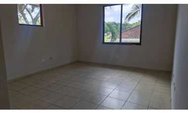 HERMOSA CASA - PH PARQUE RESIDENCIAL CAMINO DE CRUCES