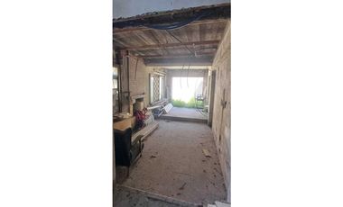 Chalet en excelente entorno residencial San Carlos. A terminar