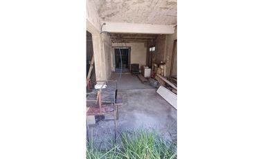 Chalet en excelente entorno residencial San Carlos. A terminar