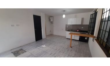 IMPECABLE CASA EN COMPLEJO HABITACIONAL. ALQUILER. ITUZAINGO NORTE